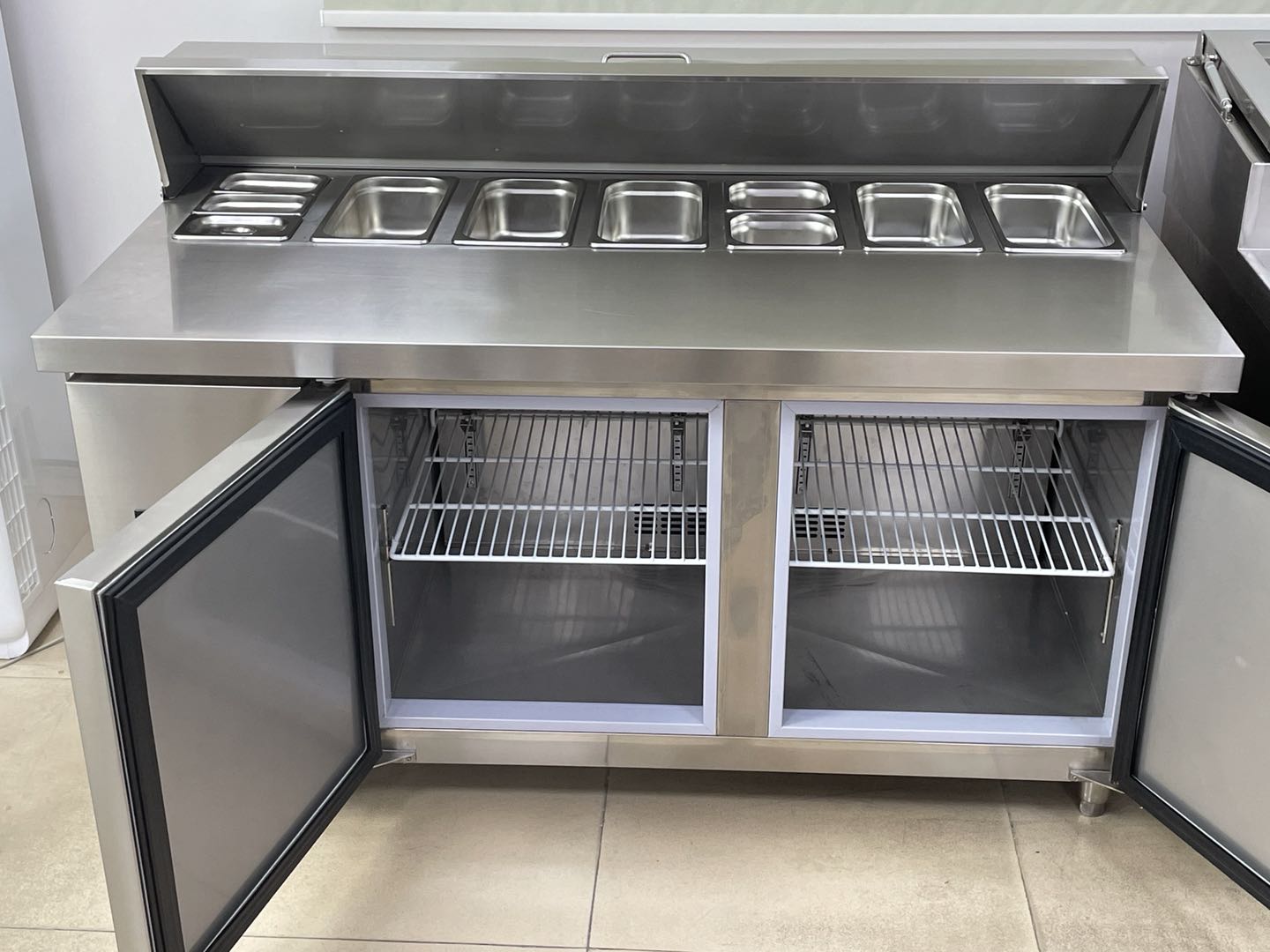 Commerciële ingebouwde 2-deurs - Food Storage Refrigerator recensie en prijs